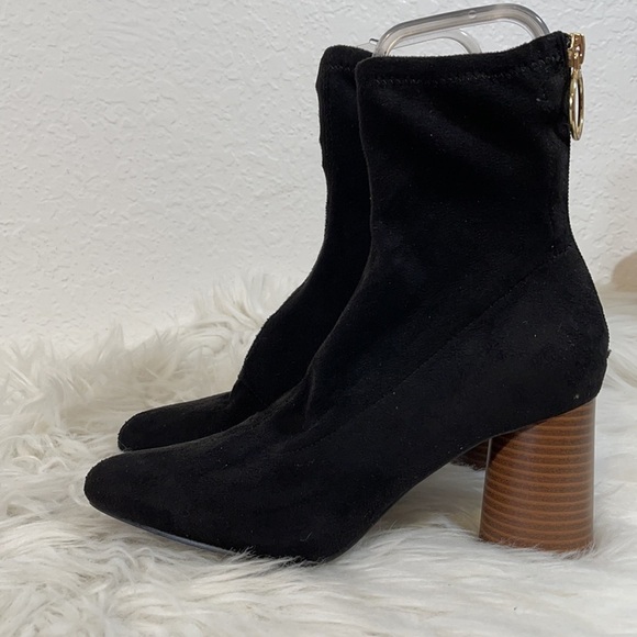 FOREVER 21 Block Heel Sock Black Booties Size 6 - Picture 6 of 13
